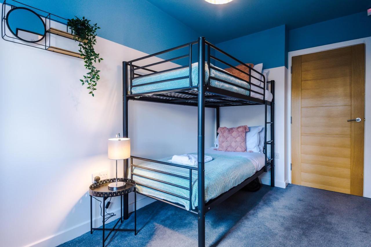 Stunning 2 Bed Apt By Greenstay Serviced Accommodation - Located In Formby Village - Perfect For Short & Long Stays - Couples, Friends & Families & Business Travellers All Welcome - Dog Friendly - 7 Exterior photo