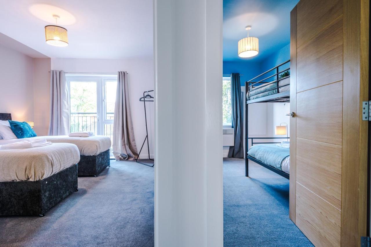 Stunning 2 Bed Apt By Greenstay Serviced Accommodation - Located In Formby Village - Perfect For Short & Long Stays - Couples, Friends & Families & Business Travellers All Welcome - Dog Friendly - 7 Exterior photo